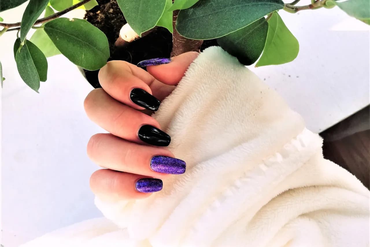 Manicure winylowy czy hybrydowy – który wybór nie zrujnuje twoich paznokci? Manicure winylowy czy hybrydowy – który wybór nie zrujnuje twoich paznokci?