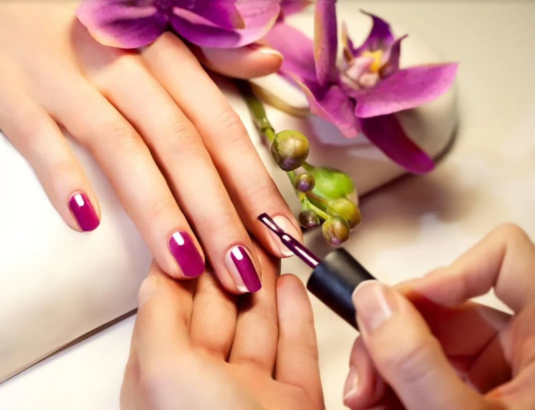 Jak długo utrzymuje się manicure klasyczny? Poznaj kluczowe czynniki trwałości Jak długo utrzymuje się manicure klasyczny? Poznaj kluczowe czynniki trwałości